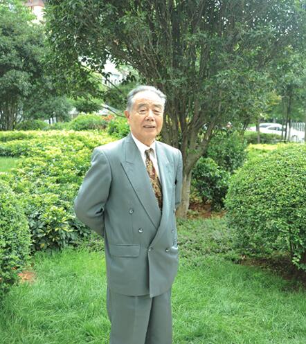杨书英